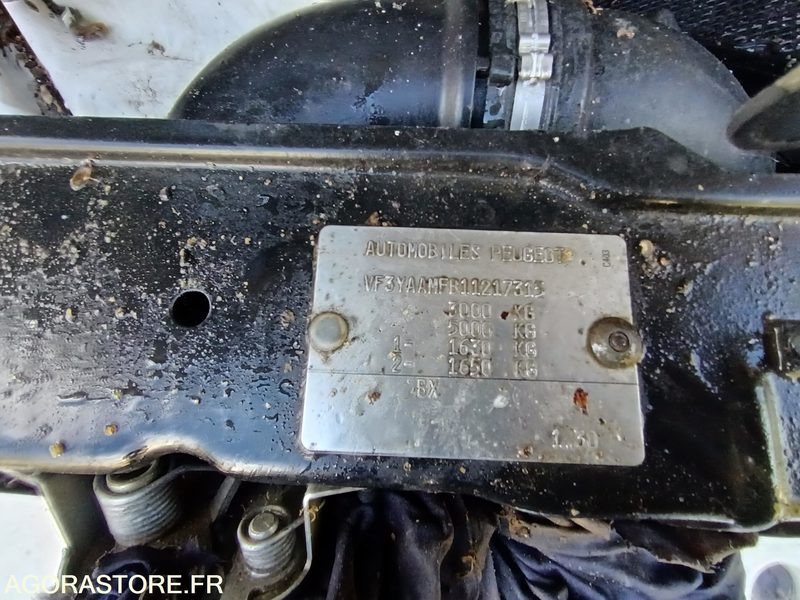 Peugeot Boxer 2007 - Furgon: slika  Peugeot Boxer 2007 - Furgon Peugeot Boxer 2007 - Furgon: slika  Peugeot Boxer 2007 - Furgon