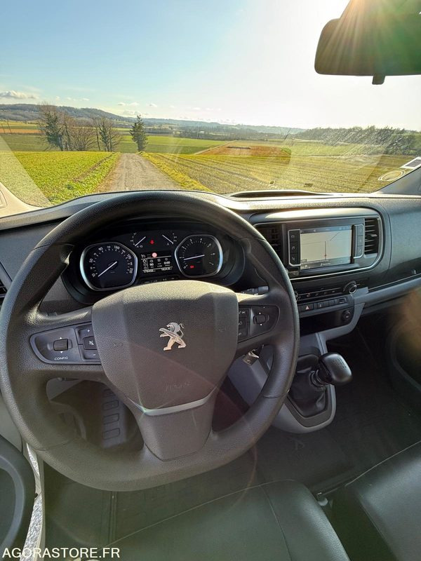 Mali kombi Peugeot Expert 2L HDI 122CH 1ER MAIN 179.000KM SUPER ÉTAT: slika Mali kombi Peugeot Expert 2L HDI 122CH 1ER MAIN 179.000KM SUPER ÉTAT