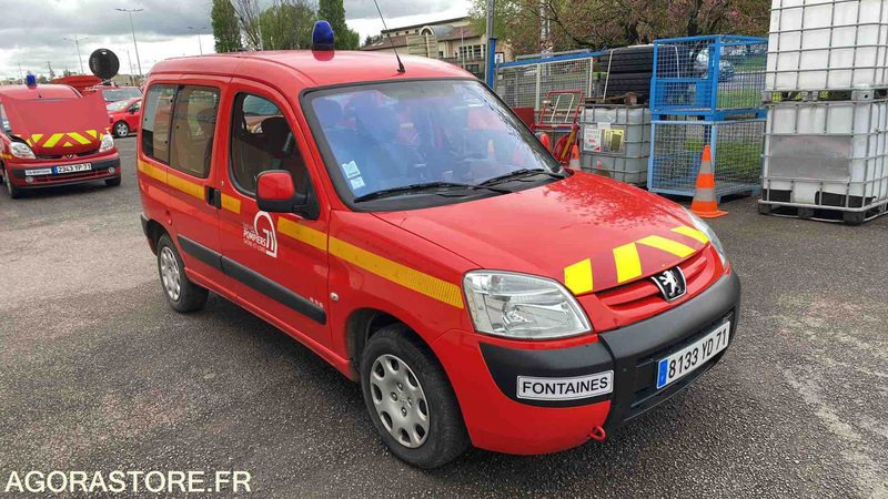 Peugeot - Partner Totem - 2006 - 130773KMS - 8133YD71 - Mali kombi: slika Peugeot - Partner Totem - 2006 - 130773KMS - 8133YD71 - Mali kombi Peugeot - Partner Totem - 2006 - 130773KMS - 8133YD71 - Mali kombi: slika Peugeot - Partner Totem - 2006 - 130773KMS - 8133YD71 - Mali kombi