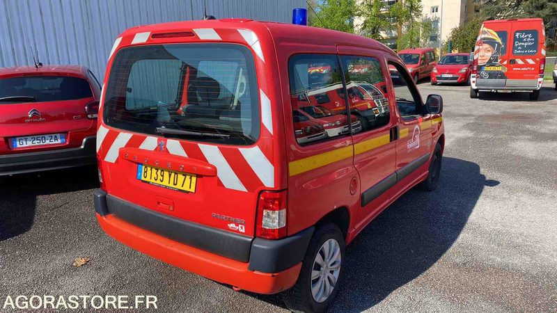 Peugeot - Partner Totem - 2006 - 188288KMS - 8139YD71 - Mali kombi: slika Peugeot - Partner Totem - 2006 - 188288KMS - 8139YD71 - Mali kombi Peugeot - Partner Totem - 2006 - 188288KMS - 8139YD71 - Mali kombi: slika Peugeot - Partner Totem - 2006 - 188288KMS - 8139YD71 - Mali kombi