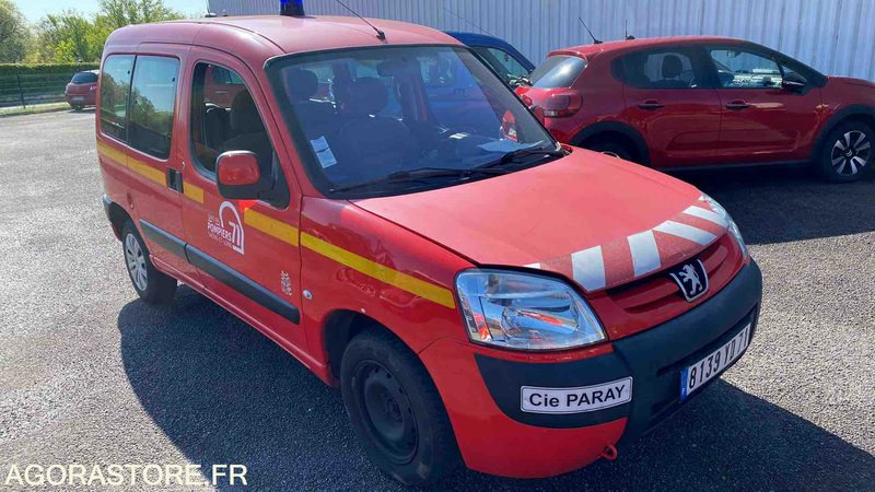 Peugeot - Partner Totem - 2006 - 188288KMS - 8139YD71 - Mali kombi: slika Peugeot - Partner Totem - 2006 - 188288KMS - 8139YD71 - Mali kombi Peugeot - Partner Totem - 2006 - 188288KMS - 8139YD71 - Mali kombi: slika Peugeot - Partner Totem - 2006 - 188288KMS - 8139YD71 - Mali kombi