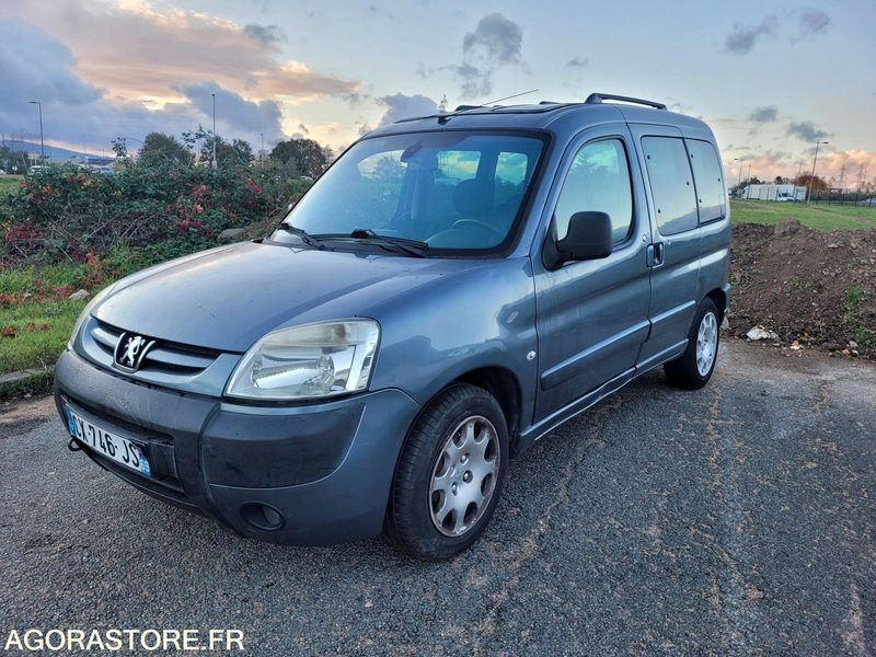 Peugeot partner 1.6hdi 90 ch - Automobil: slika Peugeot partner 1.6hdi 90 ch - Automobil Peugeot partner 1.6hdi 90 ch - Automobil: slika Peugeot partner 1.6hdi 90 ch - Automobil