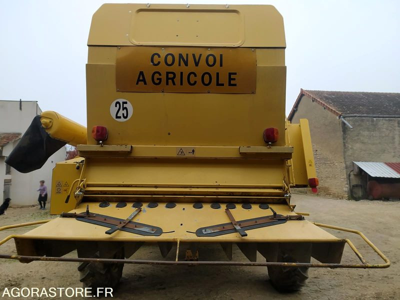 MOISSONNEUSE BATTEUSE NEW HOLLAND - 1997 - MOTEUR 4140H ET BATTEUR 5260H - Poljoprivredni strojevi: slika MOISSONNEUSE BATTEUSE NEW HOLLAND - 1997 - MOTEUR 4140H ET BATTEUR 5260H - Poljoprivredni strojevi MOISSONNEUSE BATTEUSE NEW HOLLAND - 1997 - MOTEUR 4140H ET BATTEUR 5260H - Poljoprivredni strojevi: slika MOISSONNEUSE BATTEUSE NEW HOLLAND - 1997 - MOTEUR 4140H ET BATTEUR 5260H - Poljoprivredni strojevi