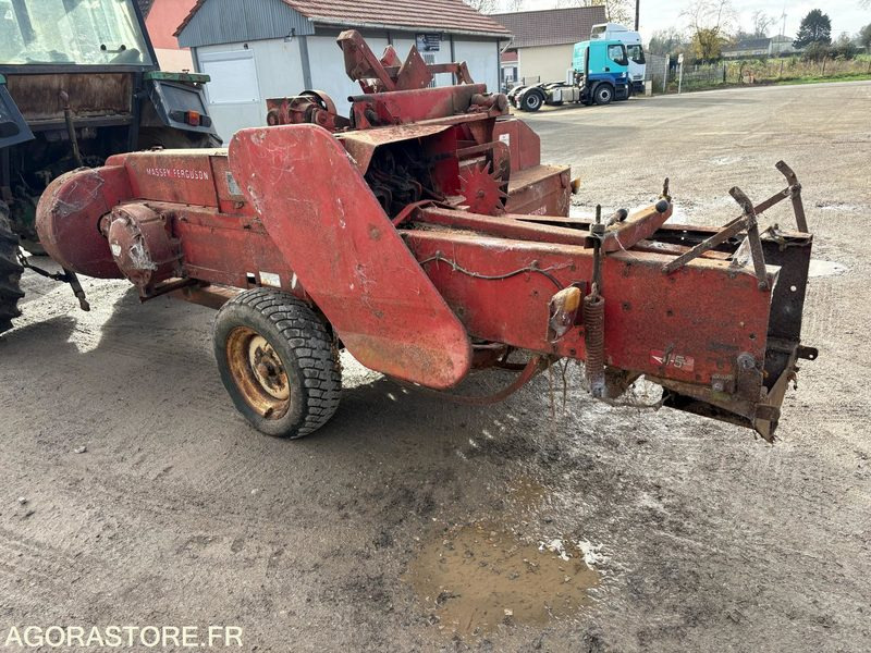 PRESSE A PETIT BALOT MASSEY FERCUSSON - Poljoprivredni strojevi: slika PRESSE A PETIT BALOT MASSEY FERCUSSON - Poljoprivredni strojevi PRESSE A PETIT BALOT MASSEY FERCUSSON - Poljoprivredni strojevi: slika PRESSE A PETIT BALOT MASSEY FERCUSSON - Poljoprivredni strojevi