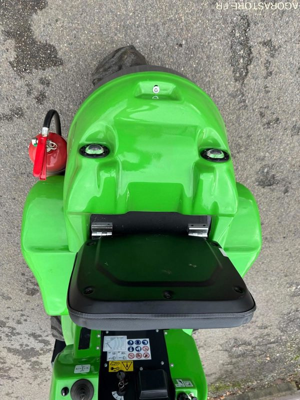 Valet de ferme 3 roues motrices HG-130 - Poljoprivredni strojevi: slika Valet de ferme 3 roues motrices HG-130 - Poljoprivredni strojevi Valet de ferme 3 roues motrices HG-130 - Poljoprivredni strojevi: slika Valet de ferme 3 roues motrices HG-130 - Poljoprivredni strojevi