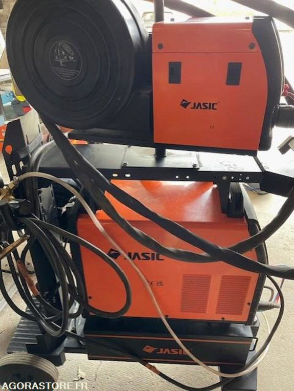 Poste a souder Jasic 350 multi process + consommables - Građevinska oprema: slika Poste a souder Jasic 350 multi process + consommables - Građevinska oprema Poste a souder Jasic 350 multi process + consommables - Građevinska oprema: slika Poste a souder Jasic 350 multi process + consommables - Građevinska oprema