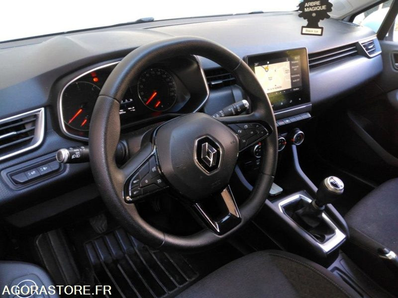 RENAULT CLIO 195977 kms 2020 - Automobil: slika RENAULT CLIO 195977 kms 2020 - Automobil RENAULT CLIO 195977 kms 2020 - Automobil: slika RENAULT CLIO 195977 kms 2020 - Automobil