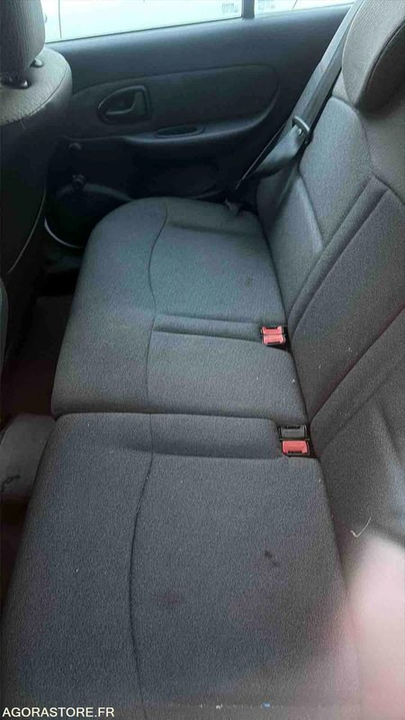 RENAULT CLIO - 2004 - 168530 KM - FX009NA - Automobil: slika RENAULT CLIO - 2004 - 168530 KM - FX009NA - Automobil RENAULT CLIO - 2004 - 168530 KM - FX009NA - Automobil: slika RENAULT CLIO - 2004 - 168530 KM - FX009NA - Automobil