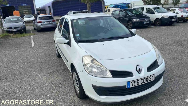 RENAULT CLIO - 2008 - 171835 KM - Automobil: slika RENAULT CLIO - 2008 - 171835 KM - Automobil RENAULT CLIO - 2008 - 171835 KM - Automobil: slika RENAULT CLIO - 2008 - 171835 KM - Automobil