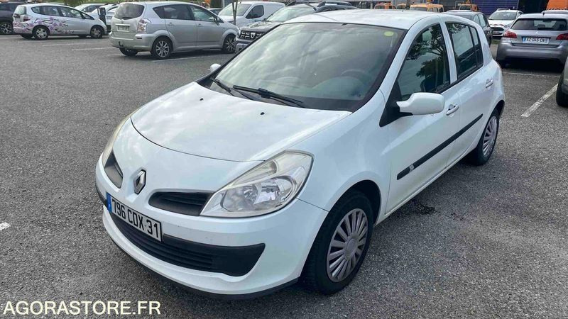 RENAULT CLIO - 2008 - 171835 KM - Automobil: slika RENAULT CLIO - 2008 - 171835 KM - Automobil RENAULT CLIO - 2008 - 171835 KM - Automobil: slika RENAULT CLIO - 2008 - 171835 KM - Automobil