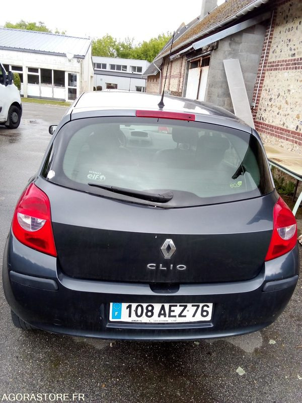 RENAULT CLIO 2008 - 91679 KMS - Automobil: slika RENAULT CLIO 2008 - 91679 KMS - Automobil RENAULT CLIO 2008 - 91679 KMS - Automobil: slika RENAULT CLIO 2008 - 91679 KMS - Automobil