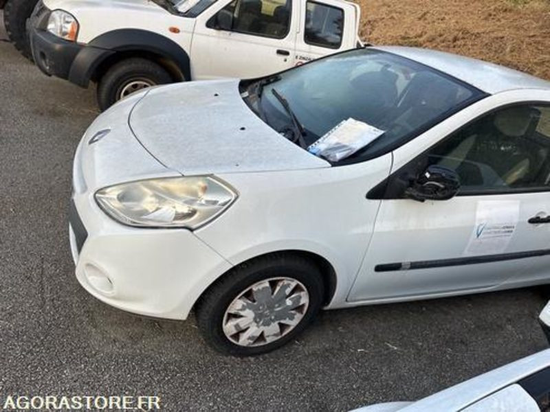 RENAULT CLIO - 2010 - 104062KM - AK212NT - Automobil: slika RENAULT CLIO - 2010 - 104062KM - AK212NT - Automobil RENAULT CLIO - 2010 - 104062KM - AK212NT - Automobil: slika RENAULT CLIO - 2010 - 104062KM - AK212NT - Automobil
