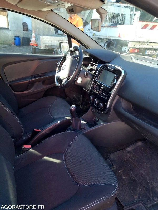 RENAULT CLIO DE 2013 AVEC 258818 KM - Automobil: slika RENAULT CLIO DE 2013 AVEC 258818 KM - Automobil RENAULT CLIO DE 2013 AVEC 258818 KM - Automobil: slika RENAULT CLIO DE 2013 AVEC 258818 KM - Automobil