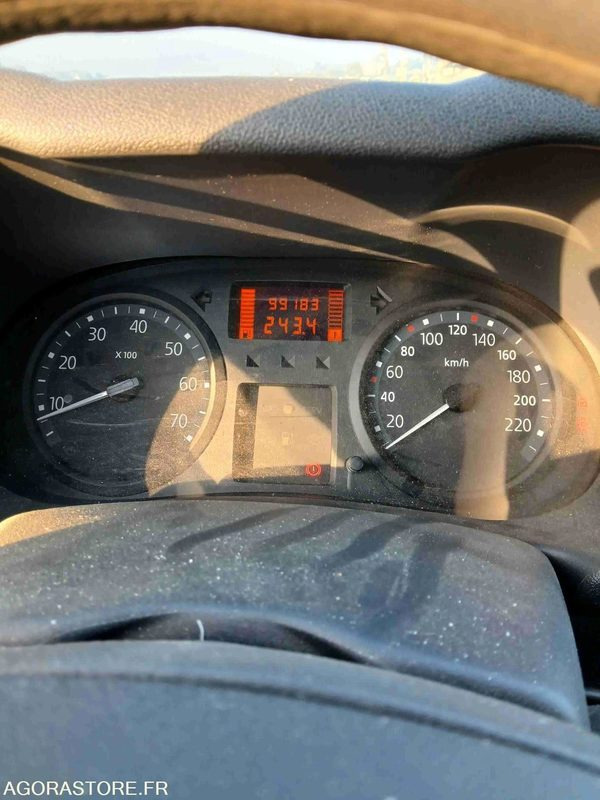 RENAULT CLIO II 1.5 DCI DE 2008 - Automobil: slika RENAULT CLIO II 1.5 DCI DE 2008 - Automobil RENAULT CLIO II 1.5 DCI DE 2008 - Automobil: slika RENAULT CLIO II 1.5 DCI DE 2008 - Automobil