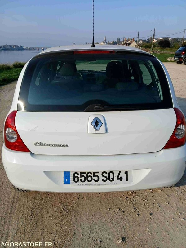 RENAULT CLIO II 1.5 DCI DE 2008 - Automobil: slika RENAULT CLIO II 1.5 DCI DE 2008 - Automobil RENAULT CLIO II 1.5 DCI DE 2008 - Automobil: slika RENAULT CLIO II 1.5 DCI DE 2008 - Automobil