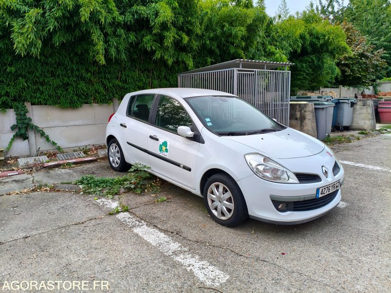 RENAULT CLIO III - Automobil: slika RENAULT CLIO III - Automobil RENAULT CLIO III - Automobil: slika RENAULT CLIO III - Automobil