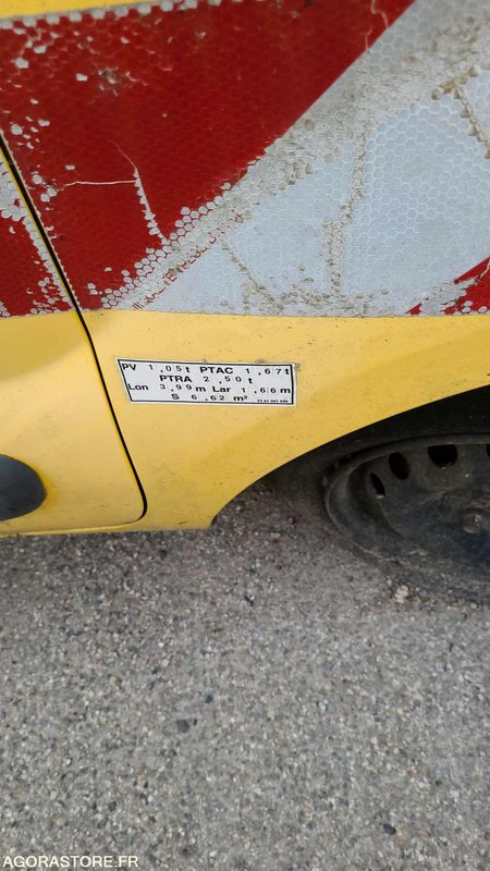 Mali kombi RENAULT KANGOO - 2005: slika Mali kombi RENAULT KANGOO - 2005