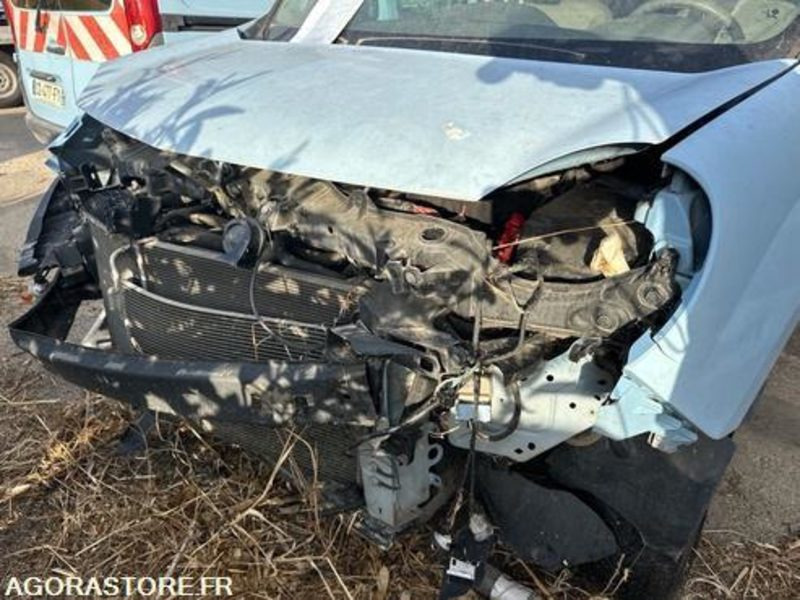RENAULT KANGOO - 2008 - 75025KM - 5778GZ2A - Mali kombi: slika RENAULT KANGOO - 2008 - 75025KM - 5778GZ2A - Mali kombi RENAULT KANGOO - 2008 - 75025KM - 5778GZ2A - Mali kombi: slika RENAULT KANGOO - 2008 - 75025KM - 5778GZ2A - Mali kombi