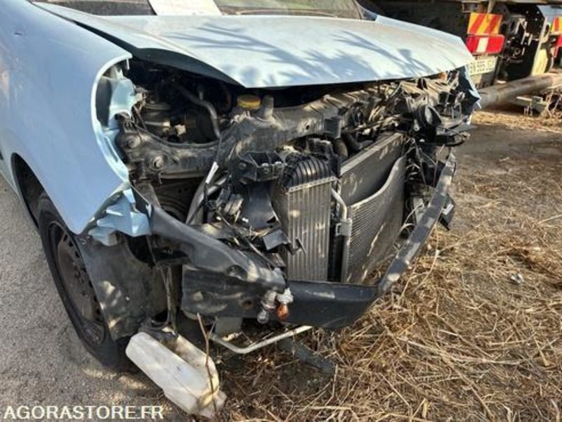 RENAULT KANGOO - 2008 - 75025KM - 5778GZ2A - Mali kombi: slika RENAULT KANGOO - 2008 - 75025KM - 5778GZ2A - Mali kombi RENAULT KANGOO - 2008 - 75025KM - 5778GZ2A - Mali kombi: slika RENAULT KANGOO - 2008 - 75025KM - 5778GZ2A - Mali kombi