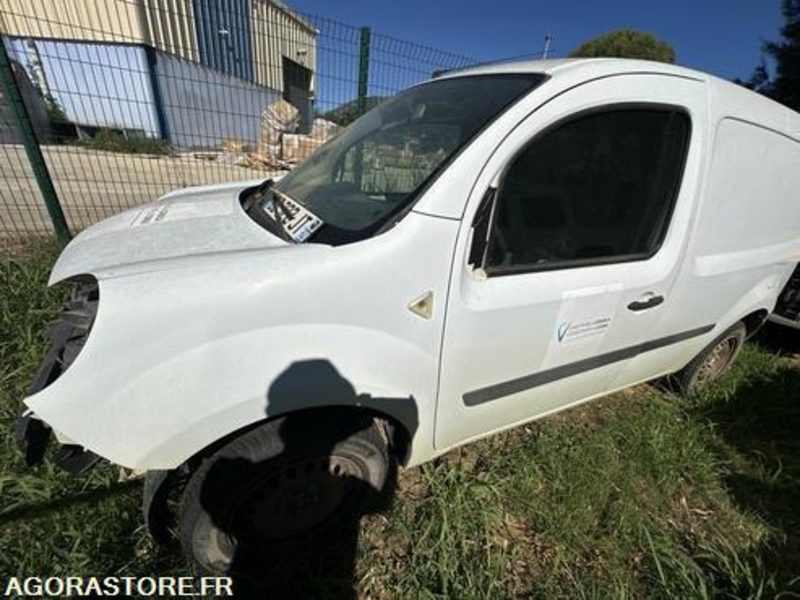 RENAULT KANGOO - 2010 - 230000KM - BB322JT - Mali kombi: slika RENAULT KANGOO - 2010 - 230000KM - BB322JT - Mali kombi RENAULT KANGOO - 2010 - 230000KM - BB322JT - Mali kombi: slika RENAULT KANGOO - 2010 - 230000KM - BB322JT - Mali kombi