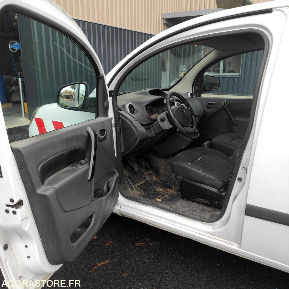 RENAULT - KANGOO - 2013 / 108237 KMS (CS-129-FR) - Mali kombi: slika RENAULT - KANGOO - 2013 / 108237 KMS (CS-129-FR) - Mali kombi RENAULT - KANGOO - 2013 / 108237 KMS (CS-129-FR) - Mali kombi: slika RENAULT - KANGOO - 2013 / 108237 KMS (CS-129-FR) - Mali kombi