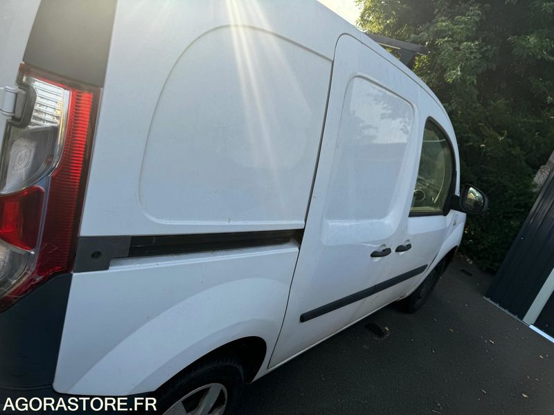 RENAULT - KANGOO - 2014 - 240000 KM - ROULANT - Mali kombi: slika RENAULT - KANGOO - 2014 - 240000 KM - ROULANT - Mali kombi RENAULT - KANGOO - 2014 - 240000 KM - ROULANT - Mali kombi: slika RENAULT - KANGOO - 2014 - 240000 KM - ROULANT - Mali kombi