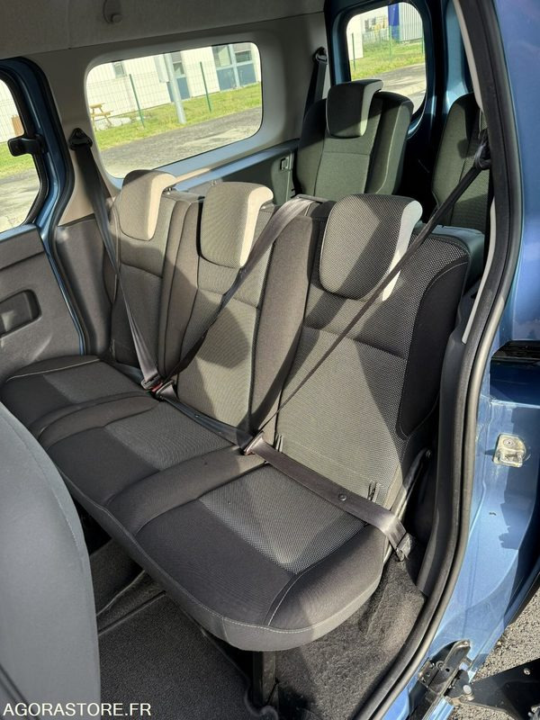 Automobil RENAULT KANGOO AVEC GPS - 2014 - 242112km - DC-739-QB: slika Automobil RENAULT KANGOO AVEC GPS - 2014 - 242112km - DC-739-QB