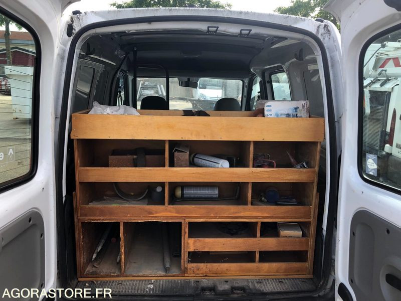 RENAULT KANGOO - Furgon: slika RENAULT KANGOO - Furgon RENAULT KANGOO - Furgon: slika RENAULT KANGOO - Furgon