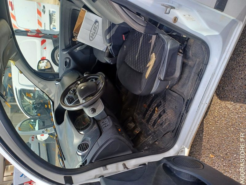 RENAULT KANGOO / REF SCP : 987 - Furgon: slika RENAULT KANGOO / REF SCP : 987 - Furgon RENAULT KANGOO / REF SCP : 987 - Furgon: slika RENAULT KANGOO / REF SCP : 987 - Furgon