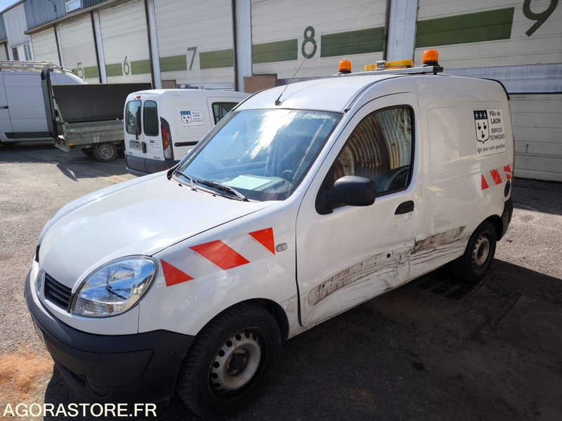 RENAULT KANGOO (vente pour pièces) 128937 kms 2009 - Mali kombi: slika RENAULT KANGOO (vente pour pièces) 128937 kms 2009 - Mali kombi RENAULT KANGOO (vente pour pièces) 128937 kms 2009 - Mali kombi: slika RENAULT KANGOO (vente pour pièces) 128937 kms 2009 - Mali kombi