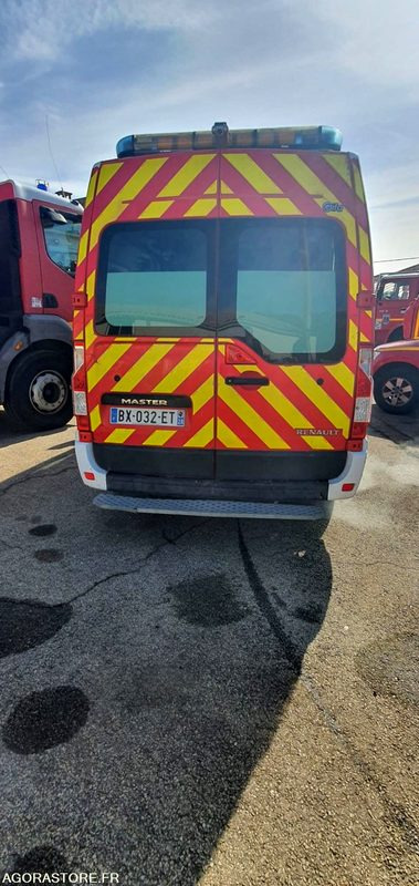 RENAULT MASTER 2.3 DCI TYPE AMBULANCE 151128 kms 2011 - Furgon: slika RENAULT MASTER 2.3 DCI TYPE AMBULANCE 151128 kms 2011 - Furgon RENAULT MASTER 2.3 DCI TYPE AMBULANCE 151128 kms 2011 - Furgon: slika RENAULT MASTER 2.3 DCI TYPE AMBULANCE 151128 kms 2011 - Furgon