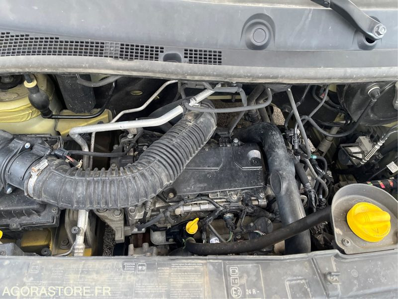 RENAULT - MASTER - 2011 / 285960 KM (P1509175) - Furgon: slika RENAULT - MASTER - 2011 / 285960 KM (P1509175) - Furgon RENAULT - MASTER - 2011 / 285960 KM (P1509175) - Furgon: slika RENAULT - MASTER - 2011 / 285960 KM (P1509175) - Furgon