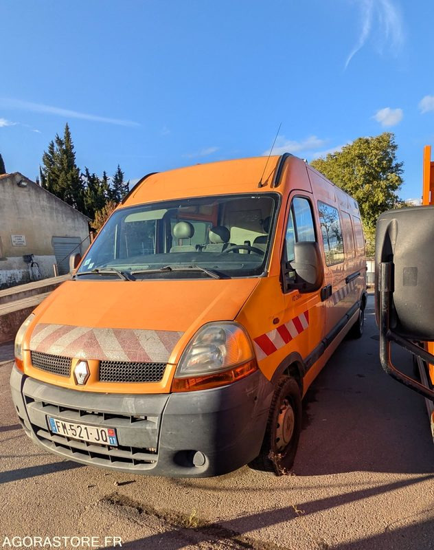 RENAULT MASTER FM-521-JQ - 2006 - Furgon: slika RENAULT MASTER FM-521-JQ - 2006 - Furgon RENAULT MASTER FM-521-JQ - 2006 - Furgon: slika RENAULT MASTER FM-521-JQ - 2006 - Furgon