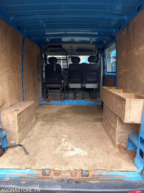 RENAULT MASTER - Furgon: slika RENAULT MASTER - Furgon RENAULT MASTER - Furgon: slika RENAULT MASTER - Furgon