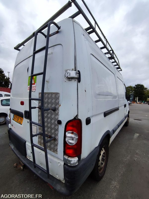 RENAULT MASTER II 2.5DCi - 120cv - Furgon: slika RENAULT MASTER II 2.5DCi - 120cv - Furgon RENAULT MASTER II 2.5DCi - 120cv - Furgon: slika RENAULT MASTER II 2.5DCi - 120cv - Furgon