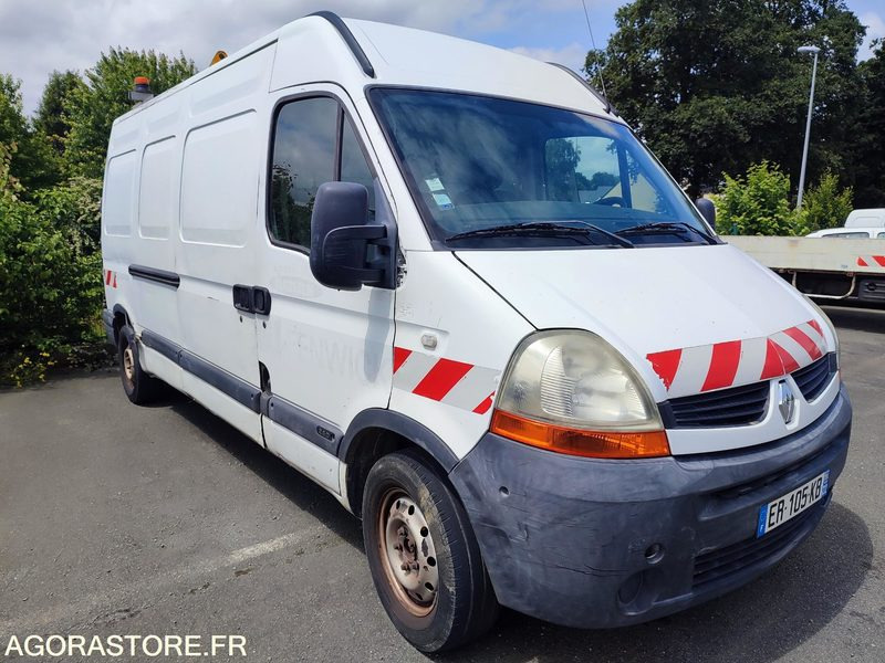 RENAULT MASTER II 2.5DCi - 120cv L3H2 - Furgon: slika RENAULT MASTER II 2.5DCi - 120cv L3H2 - Furgon RENAULT MASTER II 2.5DCi - 120cv L3H2 - Furgon: slika RENAULT MASTER II 2.5DCi - 120cv L3H2 - Furgon