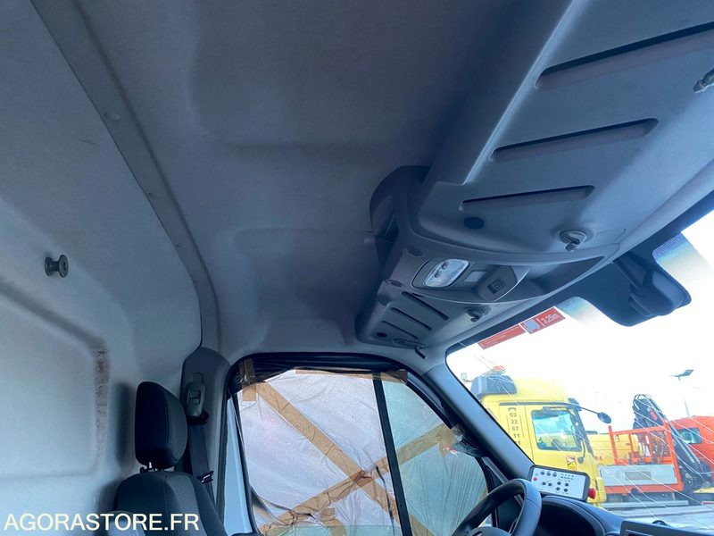 RENAULT MASTER NACELLE - Furgon: slika RENAULT MASTER NACELLE - Furgon RENAULT MASTER NACELLE - Furgon: slika RENAULT MASTER NACELLE - Furgon