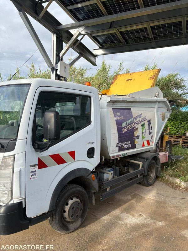 RENAULT MAXITY DIESEL AM 2013 BOM 83275KM CT-350-LL N° VIN: VF6SNFF24D3153920 - Mali kamion kiper: slika RENAULT MAXITY DIESEL AM 2013 BOM 83275KM CT-350-LL N° VIN: VF6SNFF24D3153920 - Mali kamion kiper RENAULT MAXITY DIESEL AM 2013 BOM 83275KM CT-350-LL N° VIN: VF6SNFF24D3153920 - Mali kamion kiper: slika RENAULT MAXITY DIESEL AM 2013 BOM 83275KM CT-350-LL N° VIN: VF6SNFF24D3153920 - Mali kamion kiper