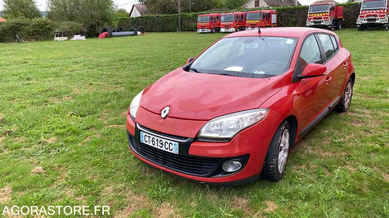 RENAULT MEGANE 309707kms - 2013 - Automobil: slika RENAULT MEGANE 309707kms - 2013 - Automobil RENAULT MEGANE 309707kms - 2013 - Automobil: slika RENAULT MEGANE 309707kms - 2013 - Automobil