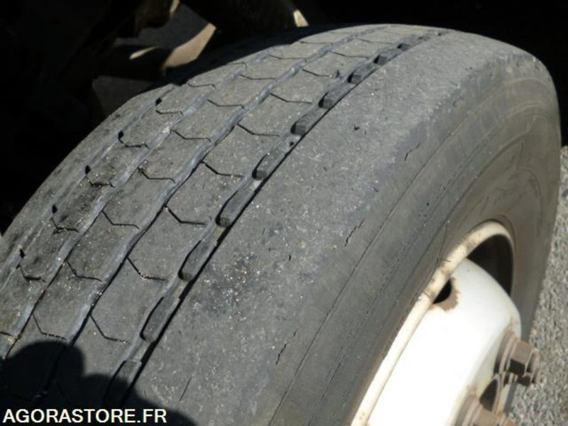 Kiper RENAULT MIDLUM 220 DCI BENNE HAYON 174900kms 2003: slika Kiper RENAULT MIDLUM 220 DCI BENNE HAYON 174900kms 2003