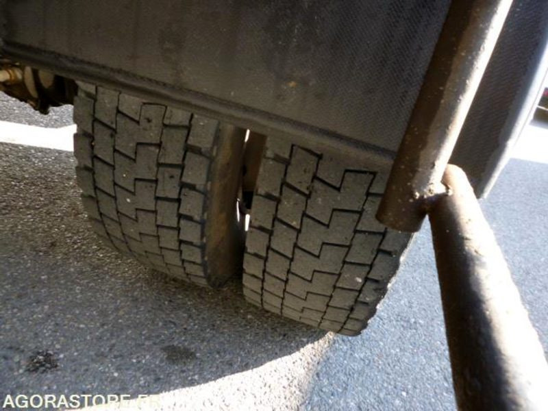 Kiper RENAULT MIDLUM 220 DCI BENNE HAYON 174900kms 2003: slika Kiper RENAULT MIDLUM 220 DCI BENNE HAYON 174900kms 2003