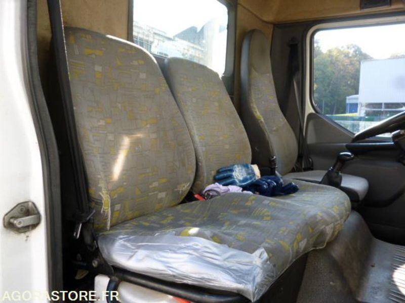 Kiper RENAULT MIDLUM 220 DCI BENNE HAYON 174900kms 2003: slika Kiper RENAULT MIDLUM 220 DCI BENNE HAYON 174900kms 2003