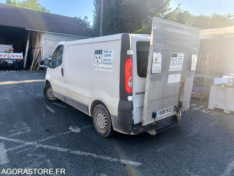 RENAULT TRAFIC 2008 133879kms - Furgon: slika RENAULT TRAFIC 2008 133879kms - Furgon RENAULT TRAFIC 2008 133879kms - Furgon: slika RENAULT TRAFIC 2008 133879kms - Furgon