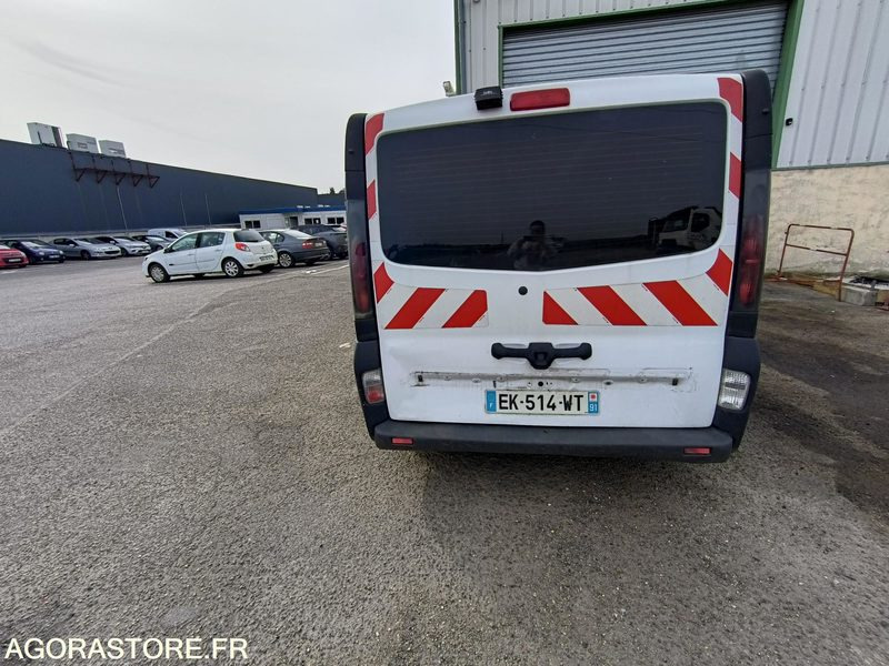 RENAULT TRAFIC - 283 019 KM - 2006 -EK-514-WT - Furgon: slika RENAULT TRAFIC - 283 019 KM - 2006 -EK-514-WT - Furgon RENAULT TRAFIC - 283 019 KM - 2006 -EK-514-WT - Furgon: slika RENAULT TRAFIC - 283 019 KM - 2006 -EK-514-WT - Furgon