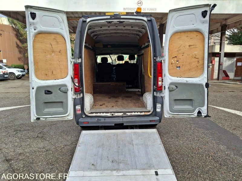 RENAULT TRAFIC GAZ BICARBURATION. - Furgon: slika RENAULT TRAFIC GAZ BICARBURATION. - Furgon RENAULT TRAFIC GAZ BICARBURATION. - Furgon: slika RENAULT TRAFIC GAZ BICARBURATION. - Furgon