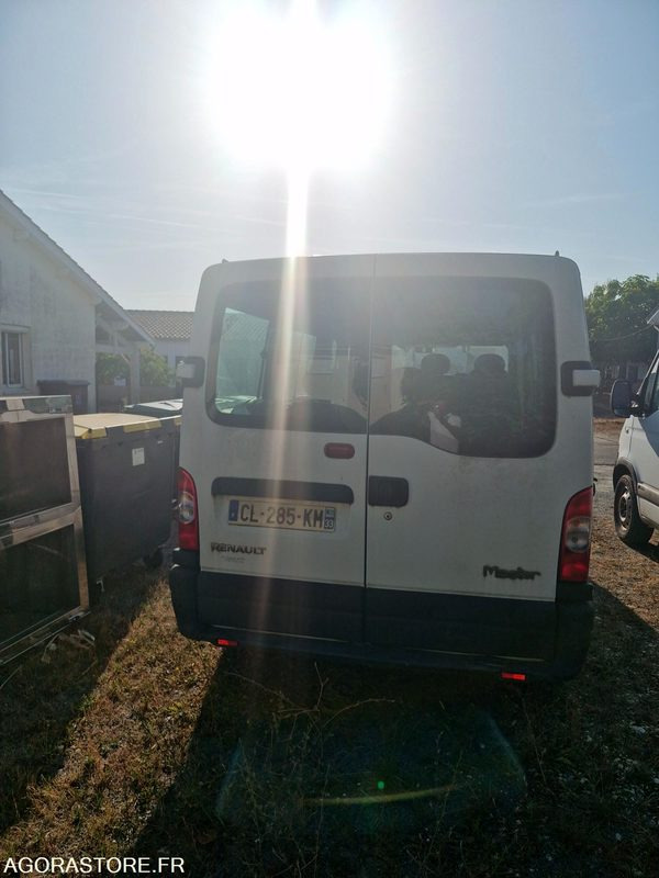 Ranault Master II AUTOBUS/AUTOCAR 2.5 DCI 160545kms 2007 - Minibus, Putnički kombi: slika Ranault Master II AUTOBUS/AUTOCAR 2.5 DCI 160545kms 2007 - Minibus, Putnički kombi Ranault Master II AUTOBUS/AUTOCAR 2.5 DCI 160545kms 2007 - Minibus, Putnički kombi: slika Ranault Master II AUTOBUS/AUTOCAR 2.5 DCI 160545kms 2007 - Minibus, Putnički kombi