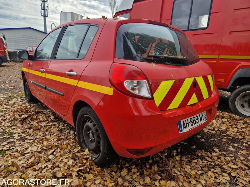 Renault Clio - 2009-166139 - AH869WY - Automobil: slika Renault Clio - 2009-166139 - AH869WY - Automobil Renault Clio - 2009-166139 - AH869WY - Automobil: slika Renault Clio - 2009-166139 - AH869WY - Automobil