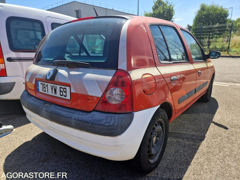 Renault Clio - 781YW69 - Automobil: slika Renault Clio - 781YW69 - Automobil Renault Clio - 781YW69 - Automobil: slika Renault Clio - 781YW69 - Automobil