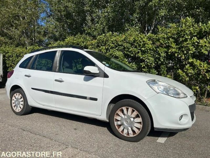 Renault Clio break 100600kms 2010 - Karavan: slika Renault Clio break 100600kms 2010 - Karavan Renault Clio break 100600kms 2010 - Karavan: slika Renault Clio break 100600kms 2010 - Karavan