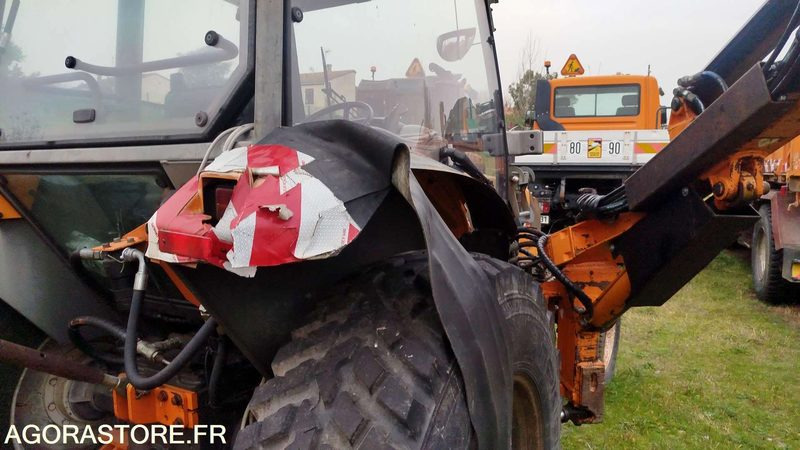 Traktor Renault Ergos 85 - 2000 - 10201h - 547AFZ31: slika Traktor Renault Ergos 85 - 2000 - 10201h - 547AFZ31